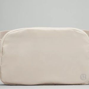 Pearl Lululemon everywhere belt bag. New without tags. No flaws or stains.